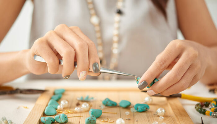 7 mistakes that can damage one’s jewelry